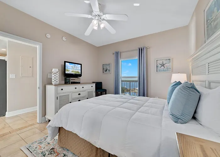 Holiday home Crystal Shores Unit 1407