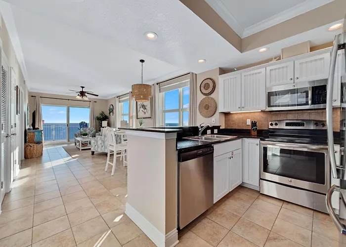 Crystal Shores Unit 1407 Holiday home Gulf Shores